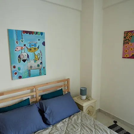 μονοκατοικία στο κέντρο με τζάκι Patras