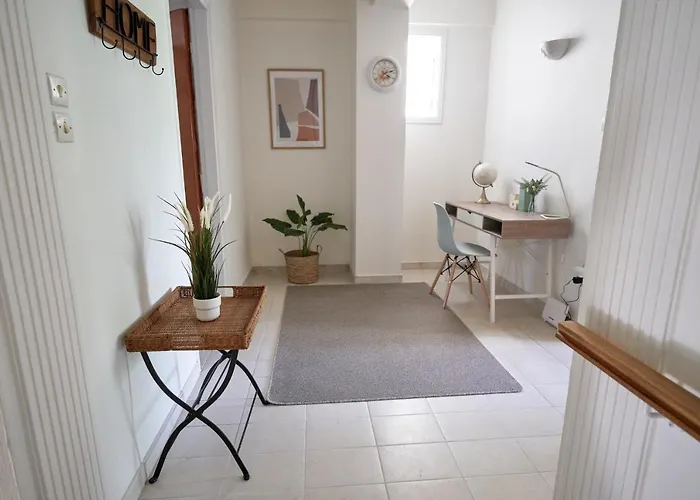 μονοκατοικία στο κέντρο με τζάκι