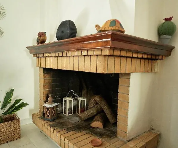 μονοκατοικία στο κέντρο με τζάκι Патра