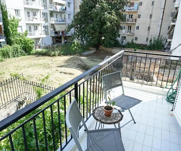 μονοκατοικία στο κέντρο με τζάκι Апартаменты *